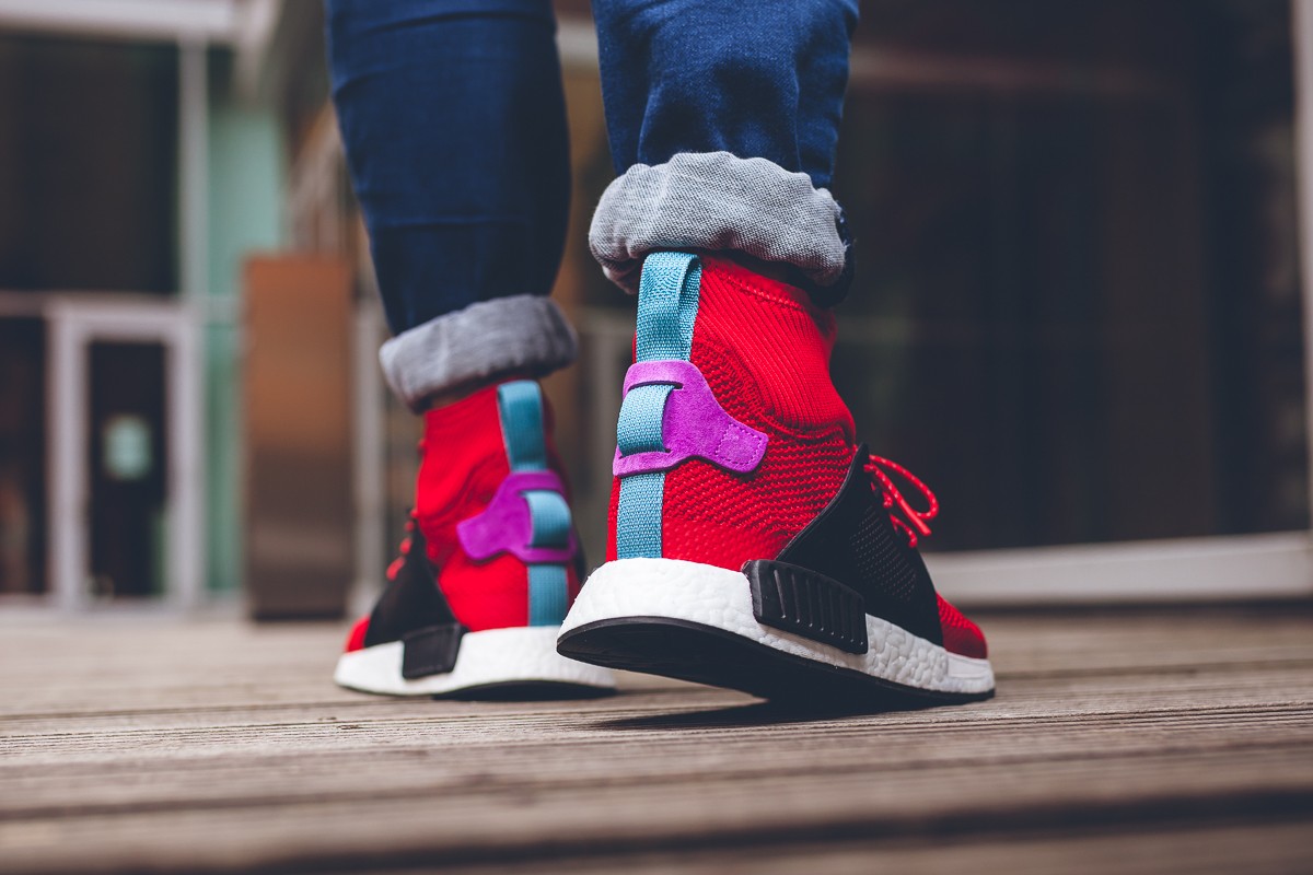 Adidas nmd xr1 winter hot sale scarlet